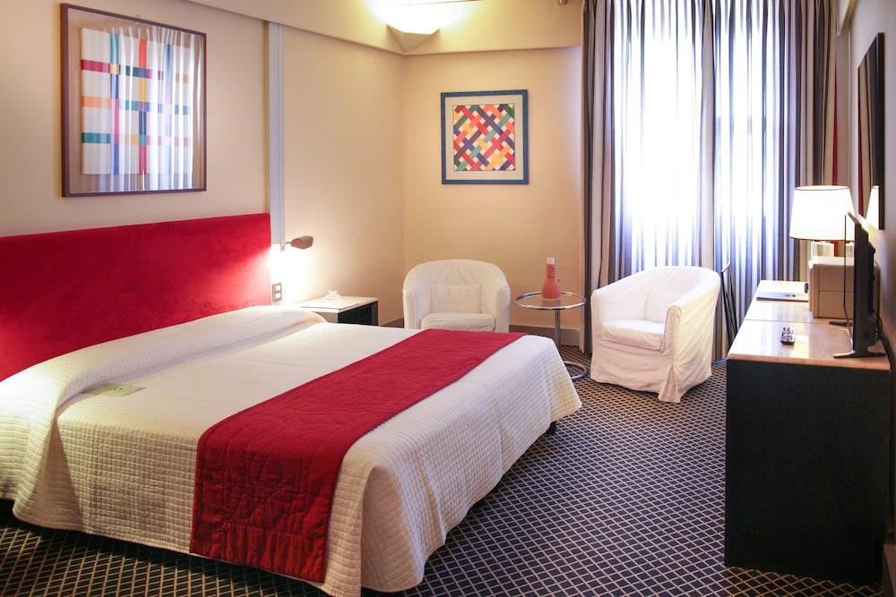 Hotel Art Museo 4*